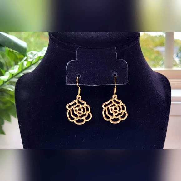Gold Filigree Rose Statement Dangle Earrings / Pierced - Picture 4 of 5